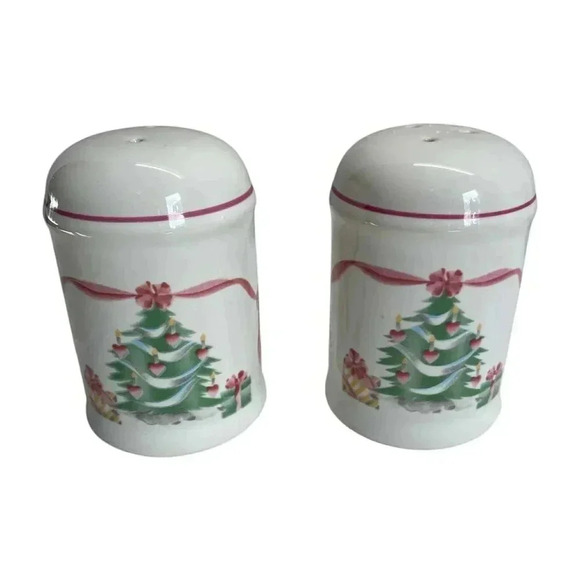 Sango Home For Christmas Tree Pink Ribbon Salt & Pepper Shakers Holiday Vintage - Picture 1 of 4